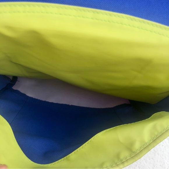 Fisher Price Storage Wall Hanging Vertical Pockets - Picture 4 of 8